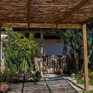 https://la-casa-de-los-algarbes.es-andalucia.com